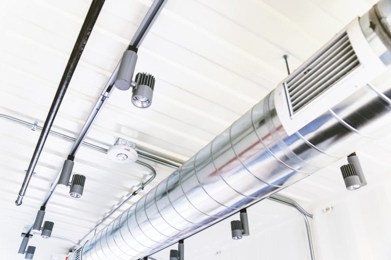 Keeping Your Air Ducts Clean Is Extremely Important! Here's why